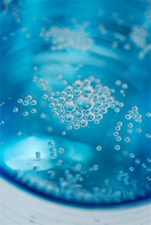 simsearch:625-01252133,k - Close-up of bubbles in soda Stock Photo - Premium Royalty-Free, Code: 625-01263624