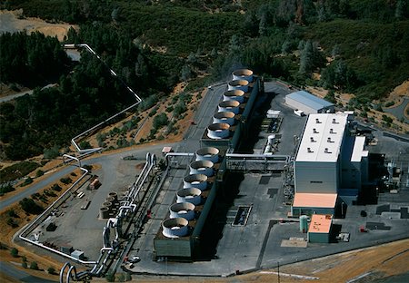 Geothermal power plant, The Geysers, California Foto de stock - Sin royalties Premium, Código: 625-01745947