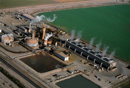 smoke chimney - Geothermal power plant, Calipatria, California Stock Photo - Premium Royalty-Free, Code: 625-01745952