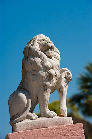 saint john - Low angle view of the statue of a lion, St. Augustine, Florida, USA Foto de stock - Sin royalties Premium, Código: 625-01749899