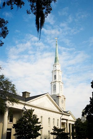 simsearch:841-03031245,k - Low angle view of a church, Georgia, USA Foto de stock - Royalty Free Premium, Número: 625-01750381