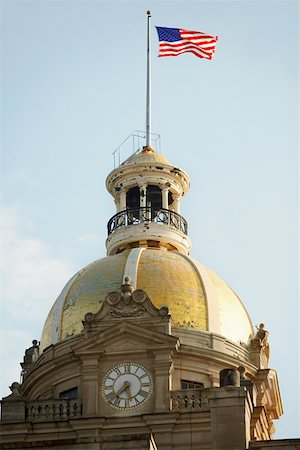 simsearch:625-01750377,k - Low angle view of a building, Town Hall, Savannah, Georgia, USA Foto de stock - Sin royalties Premium, Código: 625-01750398