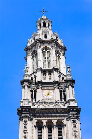 simsearch:625-01752118,k - Low Angle View of ein Uhrturm, Paris, Frankreich Stockbilder - Premium RF Lizenzfrei, Bildnummer: 625-01750602