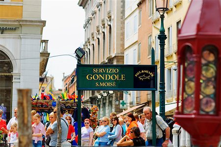 simsearch:625-01751994,k - Group of people standing near a signboard, Venice, Italy Stock Photo - Premium Royalty-Free, Code: 625-01750759