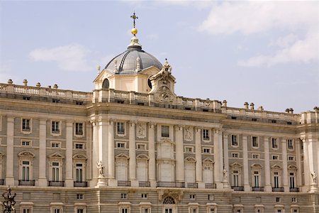 simsearch:625-01750876,k - Façade d'un palais, le Palais Royal de Madrid, Madrid, Espagne Photographie de stock - Premium Libres de Droits, Code: 625-01750842