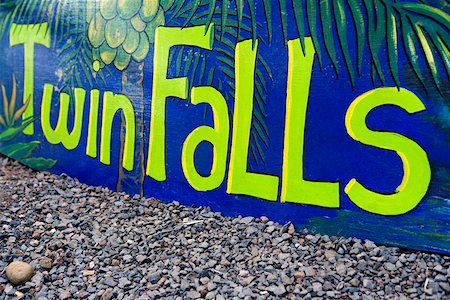 Close-up of a banner, Twin Falls, Maui, Hawaii Islands, USA Foto de stock - Royalty Free Premium, Número: 625-01750882