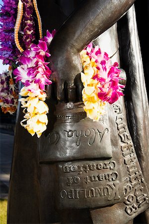 simsearch:625-01751007,k - Close-up of a statue of Queen Liliuokalani, Iolani Palace, Honolulu, Oahu, Hawaii Islands, USA Foto de stock - Sin royalties Premium, Código: 625-01751035