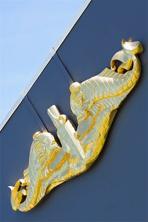 pearl harbour - Close-up of a golden sculpture on the top of a building, Pearl Harbor, Honolulu, Oahu, Hawaii Islands, USA Stock Photo - Premium Royalty-Free, Code: 625-01751086