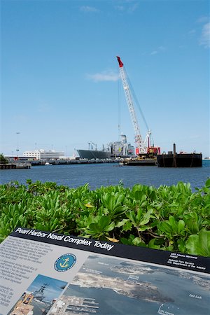 simsearch:625-01751116,k - Military ship and a crane at a commercial dock, Pearl Harbor, Honolulu, Oahu, Hawaii Islands, USA Stock Photo - Premium Royalty-Free, Code: 625-01751103