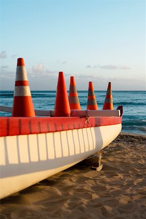 simsearch:625-01751116,k - Boat on the beach, Waikiki Beach, Honolulu, Oahu, Hawaii Islands, USA Stock Photo - Premium Royalty-Free, Code: 625-01751215