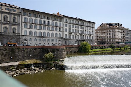 simsearch:625-01751354,k - Buildings at the waterfront, Arno River, Florence, Italy Foto de stock - Sin royalties Premium, Código: 625-01751298