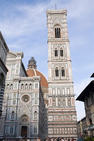 simsearch:625-02928039,k - Vue d'angle faible d'une bell tower, cathédrale Santa Maria del Fiore, Florence, Italie Photographie de stock - Premium Libres de Droits, Code: 625-01751327