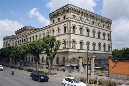 simsearch:625-01751354,k - Traffic on the road, Palazzo Strozzi, Florence, Italy Foto de stock - Sin royalties Premium, Código: 625-01751337