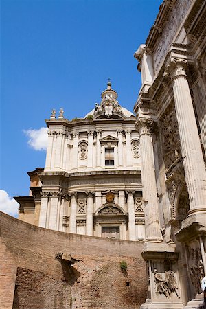 simsearch:625-01750774,k - Vue d'angle faible d'une église Santi Luca e Martina, Rome, Italie Photographie de stock - Premium Libres de Droits, Code: 625-01751358