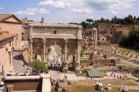 High angle view of a triumphal arch, Arch Of Constantine, Rome, Italy Foto de stock - Sin royalties Premium, Código: 625-01751417