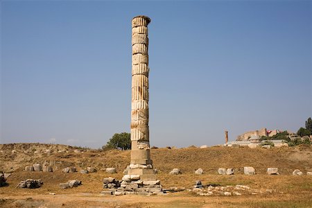 simsearch:625-01752118,k - Alte Ruinen einer Spalte, Ephesos, Türkei Stockbilder - Premium RF Lizenzfrei, Bildnummer: 625-01752142