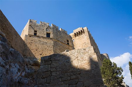 simsearch:625-01752193,k - Low angle view of a palace, Grand Master's Palace, Rhodes, Dodecanese Islands, Greece Foto de stock - Sin royalties Premium, Código: 625-01752219