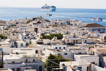 simsearch:625-01752571,k - Town on the coast, Mykonos, Cyclades Islands, Greece Foto de stock - Sin royalties Premium, Código: 625-01752526