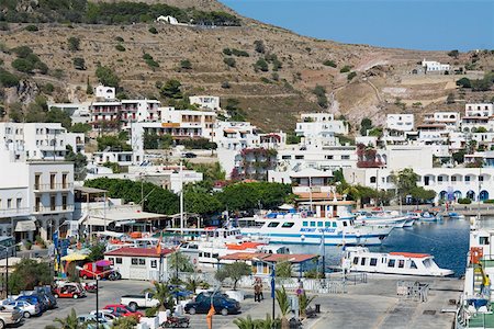 simsearch:625-01752193,k - High angle view of a harbor in a city, Skala, Patmos, Dodecanese Islands, Greece Foto de stock - Sin royalties Premium, Código: 625-01752591