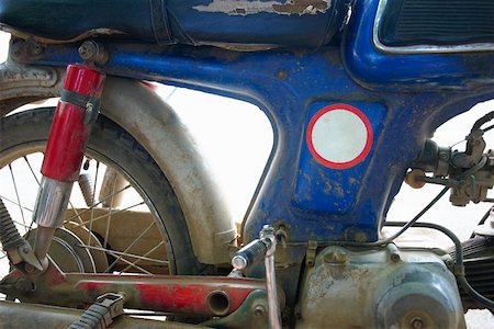 simsearch:625-01744884,k - Close-up of a motorcycle, Luang Prabang, Laos Foto de stock - Royalty Free Premium, Número: 625-01752898