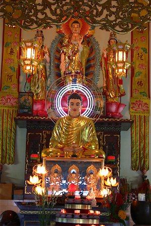 simsearch:625-01094657,k - Statue von Buddha in einem Tempel, Dong Hoi an, Vietnam Stockbilder - Premium RF Lizenzfrei, Bildnummer: 625-01753101