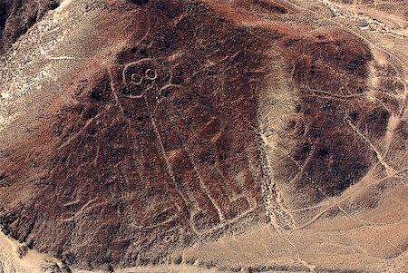desert drawing - High angle view of Nazca lines, Nazca, Peru Stock Photo - Premium Royalty-Free, Code: 625-01753121