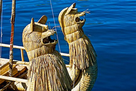puno - Gros plan d'un bateau de reed, îles flottantes Uros, lac Titicaca, Puno, Pérou Photographie de stock - Premium Libres de Droits, Code: 625-01753181