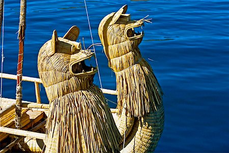 puño - Gros plan d'un bateau de reed, îles flottantes Uros, lac Titicaca, Puno, Pérou Photographie de stock - Premium Libres de Droits, Code: 625-01753181