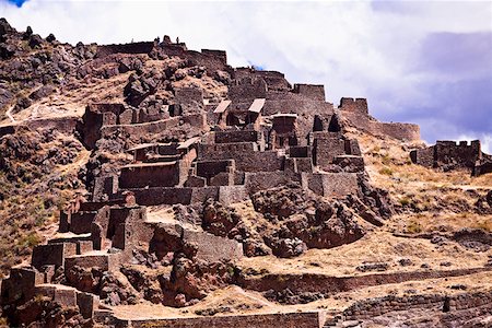 simsearch:625-01752776,k - Low angle view of ruins on a mountain, Pisaq, Urubamba Valley, Peru Stock Photo - Premium Royalty-Free, Code: 625-01753215