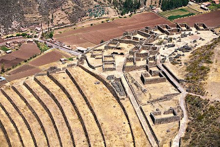 simsearch:625-01753268,k - High angle view of ruins of buildings, Q'allaqasa, Pisaq, Peru Stock Photo - Premium Royalty-Free, Code: 625-01753219