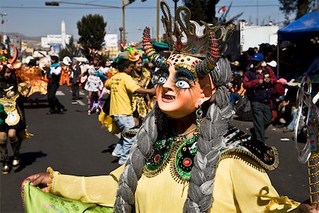 Person wearing a traditional costume and dancing, Arequipa, Peru Foto de stock - Sin royalties Premium, Código: 625-01753492