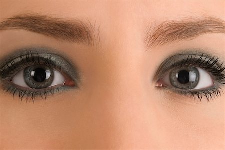 simsearch:625-02931468,k - Close-up of a young woman's eyes Stock Photo - Premium Royalty-Free, Code: 625-02267590