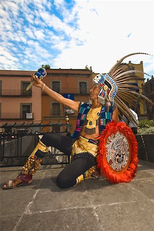 performer sky - Mature man performing, Mexico City, Mexico Stock Photo - Premium Royalty-Free, Code: 625-02267875