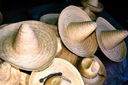 sombreiro - Close-up of hats, Tlacolula De Matamoros, Oaxaca, Oaxaca State, Mexico Foto de stock - Royalty Free Premium, Número: 625-02267928