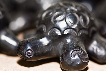 simsearch:625-02268046,k - Close-up of an art representation of a turtle, San Bartolo Coyotepec, Oaxaca State, Mexico Foto de stock - Royalty Free Premium, Número: 625-02267977