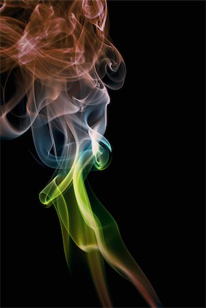 smoke with transparent background - Close-up of multi-colored smoke Foto de stock - Sin royalties Premium, Código: 625-02926732