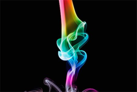 smoke with transparent background - Close-up of multi-colored smoke Foto de stock - Sin royalties Premium, Código: 625-02926883