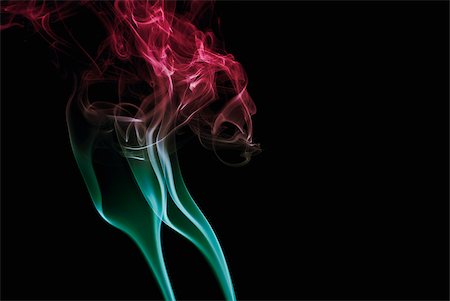 smoke with transparent background - Close-up of multi-colored smoke Foto de stock - Sin royalties Premium, Código: 625-02926930
