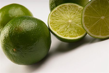 simsearch:625-01251856,k - Close-up of limes Stock Photo - Premium Royalty-Free, Code: 625-02927463