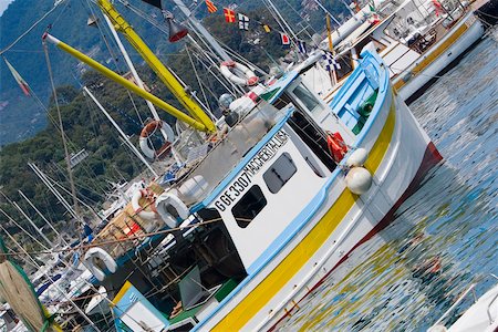 simsearch:625-02928234,k - Boats moored at a harbor, Italian Riviera, Santa Margherita Ligure, Genoa, Liguria, Italy Stock Photo - Premium Royalty-Free, Code: 625-02927546