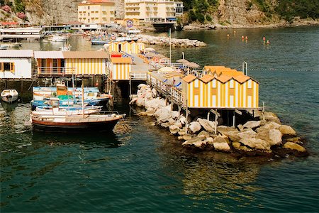 High angle view of stilt houses, Marina Grande, Capri, Sorrento, Sorrentine Peninsula, Naples Province, Campania, Italy Foto de stock - Sin royalties Premium, Código: 625-02927746