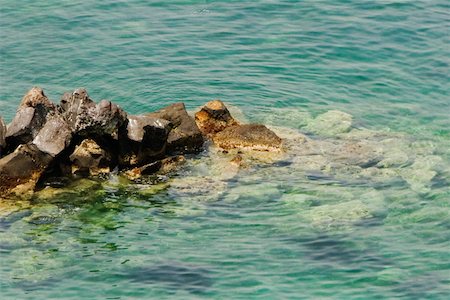 sorrento peninsula - Vue grand angle sur une formation rocheuse dans la mer, la baie de Naples, Sorrente, péninsule de Sorrente, Province de Naples, Campanie, Italie Photographie de stock - Premium Libres de Droits, Code: 625-02927755