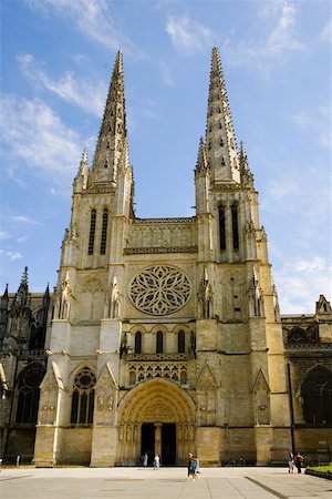 simsearch:625-00903689,k - Facade of a church, Cathedrale Saint-Andre, Bordeaux, Aquitaine, France Foto de stock - Sin royalties Premium, Código: 625-02927796