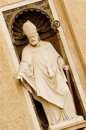 Statue in a church, Baroque Il Gesu, Genoa, Liguria, Italy Stock Photo - Premium Royalty-Free, Code: 625-02928349