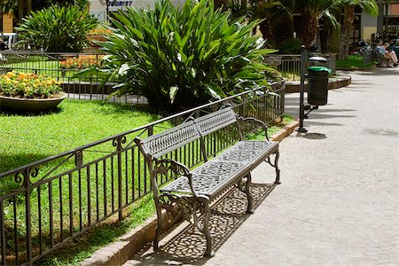 road side grass - Bench at a roadside, Piazza Sant'Antonino Abate, Sorrento, Naples Province, Campania, Italy Stock Photo - Premium Royalty-Free, Code: 625-02928752