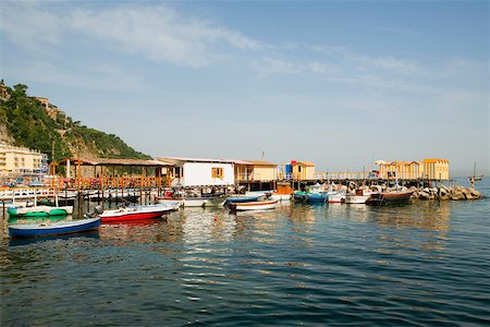 simsearch:625-02928470,k - Boats moored at a harbor, Marina Grande, Capri, Sorrento, Sorrentine Peninsula, Naples Province, Campania, Italy Foto de stock - Sin royalties Premium, Código: 625-02928912