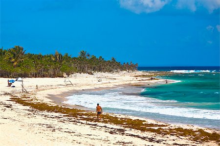 simsearch:625-01252082,k - Tourist on the beach, Tulum, Quintan Roo, Mexico Foto de stock - Sin royalties Premium, Código: 625-02933326