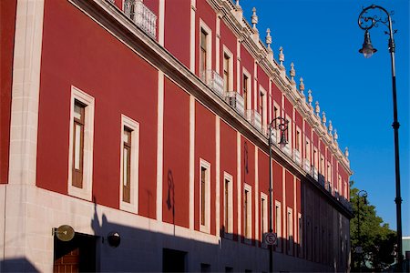 Low angle view of a government building, Palacio De Gobierno, Aguascalientes, Mexico Stock Photo - Premium Royalty-Free, Code: 625-02933467