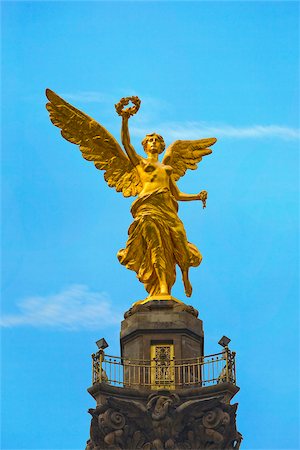 estatua de la libertad - Low angle view of a statue at a monument, Independence Monument, Mexico City, Mexico Foto de stock - Sin royalties Premium, Código: 625-02933780