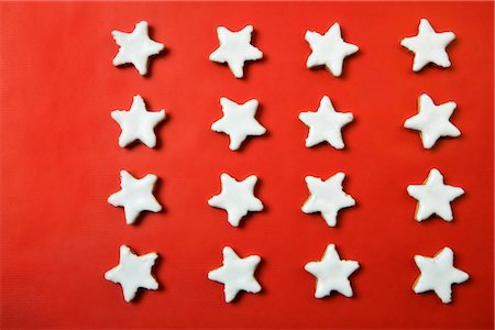 festive biscuits stars - Christmas cookies, Munich, Bavaria, Germany Foto de stock - Sin royalties Premium, Código: 628-05817259